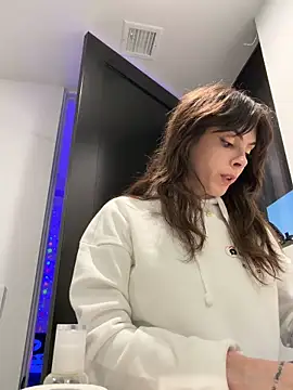 bunnierotten online show from February 2026 02:01:02 AM