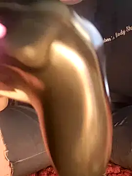 Snapshot of almighty_d chatting on March 2025 04:20:01 PM almighty d online show from March 2025 04:20:01 PM