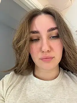 KiraBarlows online show from February 2026 08:41:02 PM