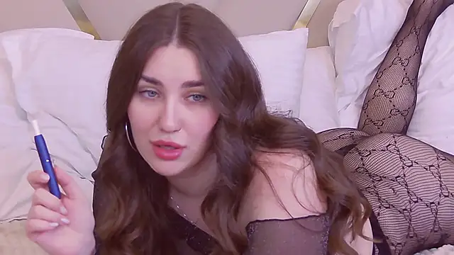 KiraBarlows online show from February 2025 01:44:02 AM