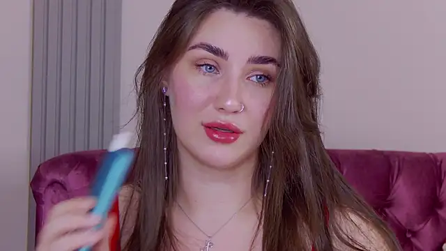 KiraBarlows online show from November 2025 08:25:01 PM