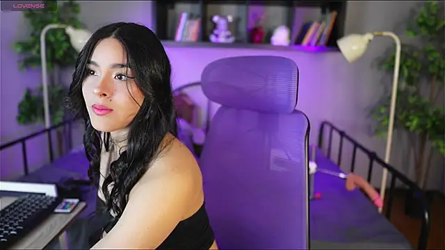 Snapshot of camilapersy chatting on December 2025 04:01:02 PM camilapersy online show from December 2025 04:01:02 PM