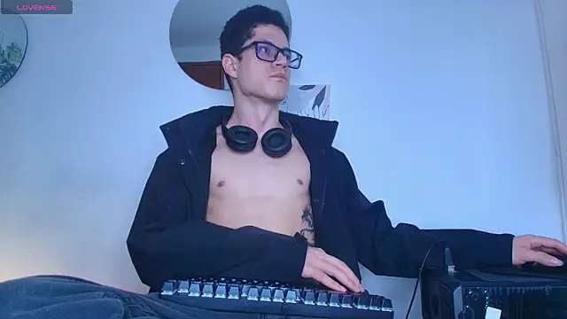 wolfandsky online show from March 2026 11:38:02 AM