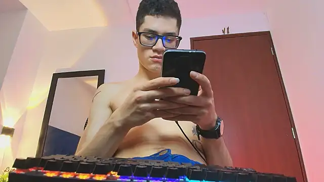 Snapshot of wolfandsky chatting on February 2026 11:42:02 AM wolfandsky online show from February 2026 11:42:02 AM