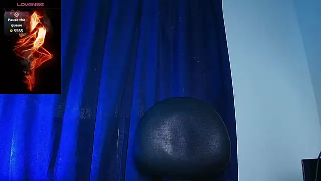 Snapshot of wolfandsky chatting on December 2025 11:54:02 AM wolfandsky online show from December 2025 11:54:02 AM