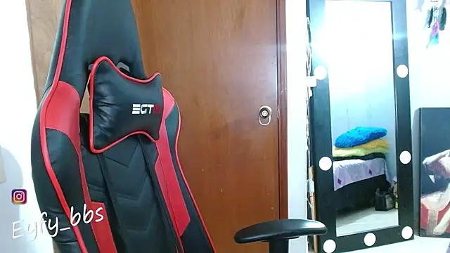 Snapshot of Eyfy_bbs chatting on March 2025 11:53:01 PM Eyfy bbs online show from March 2025 11:53:01 PM