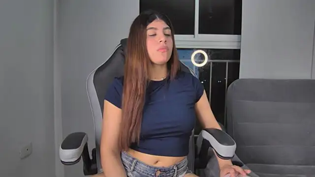 AmandaBrooks 18 online show from March 2026 03:00:01 AM