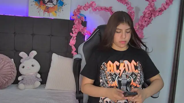 AmandaBrooks 18 online show from September 2025 01:08:01 AM