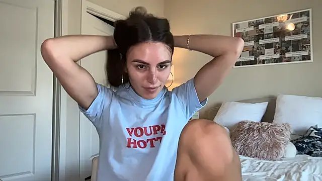 graciesmith27 online show from May 2026 06:26:01 PM