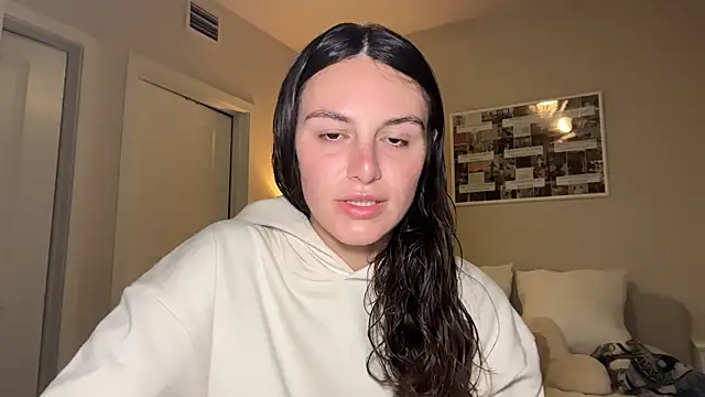 graciesmith27 online show from April 2026 02:13:02 AM