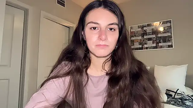 graciesmith27 online show from April 2026 09:21:02 PM