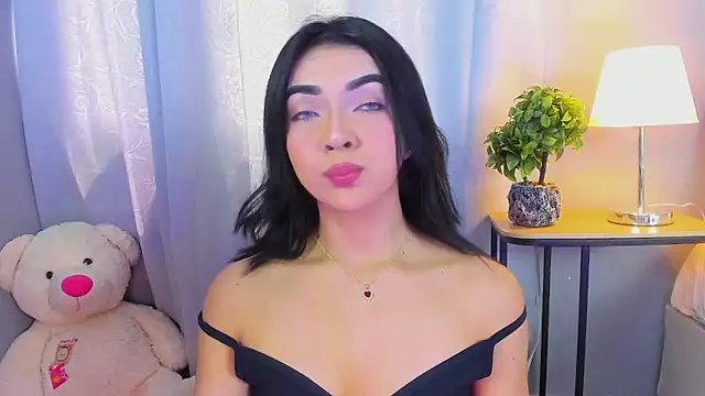 Snapshot of GABRIELAM_MS chatting on June 2026 05:21:02 PM GABRIELAM MS online show from June 2026 05:21:02 PM