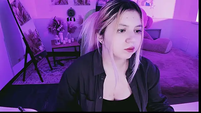 DiaAngell online show from March 2026 10:32:01 PM