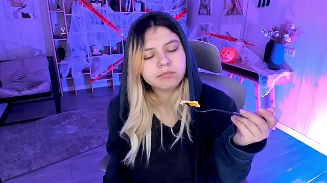 DiaAngell online show from November 2025 10:59:02 PM