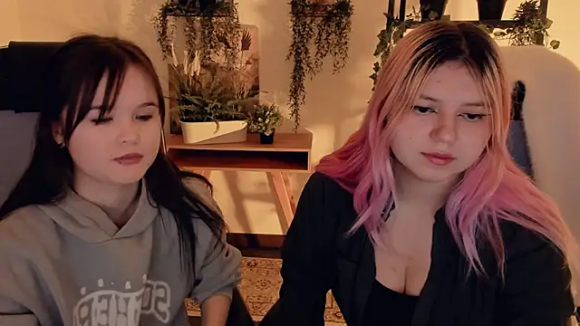 DiaAngell online show from March 2026 08:58:02 PM