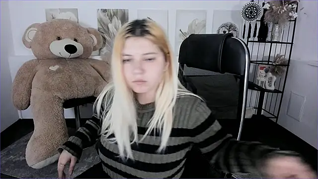 DiaAngell online show from January 2026 01:31:02 AM