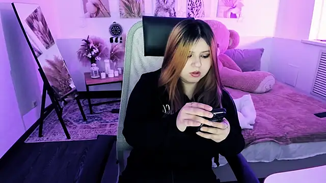 DiaAngell online show from April 2026 05:30:01 PM