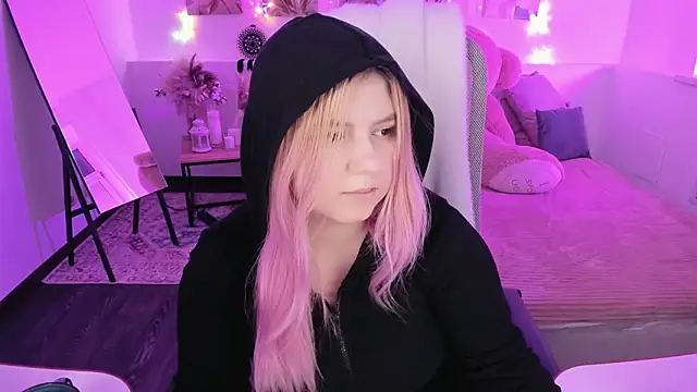 DiaAngell online show from March 2026 09:07:01 PM