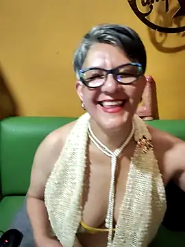 ilonna2025 online show from February 2026 07:57:02 PM