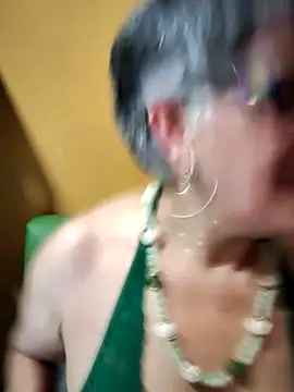 ilonna2025 online show from February 2026 09:14:02 PM