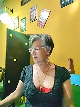 ilonna2025 online show from May 2026 11:33:02 PM