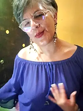 ilonna2025 online show from May 2026 11:19:01 PM