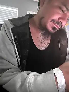 Burrrucecold00 online show from February 2025 09:48:02 PM