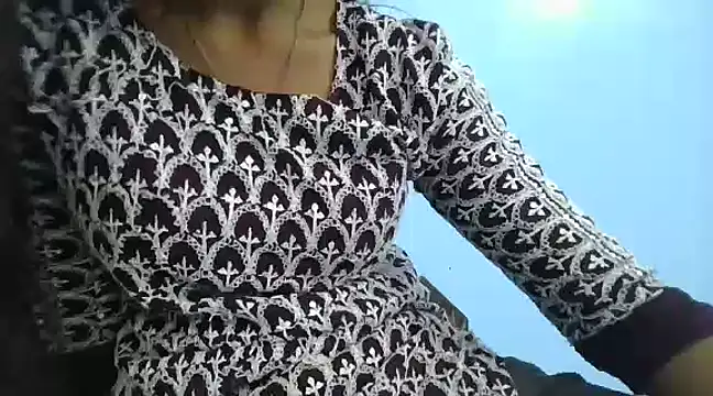 Leoni G online show from March 2025 12:46:02 PM