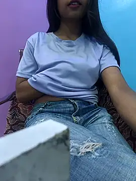 Leoni G online show from March 2025 05:46:01 AM