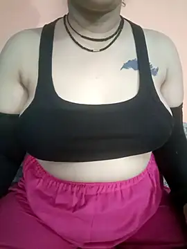 motuuu69 online show from February 2025 01:25:02 PM