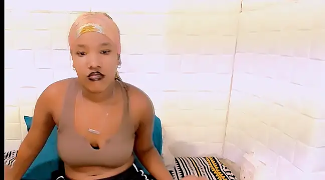 EroticSexyPrada online show from March 2025 04:45:02 PM