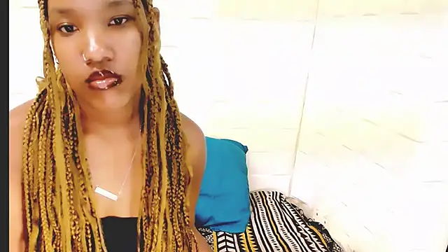 EroticSexyPrada online show from March 2025 12:32:02 AM