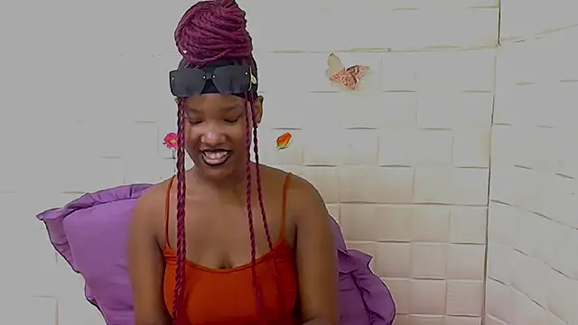 EroticSexyPrada online show from March 2026 05:48:01 PM