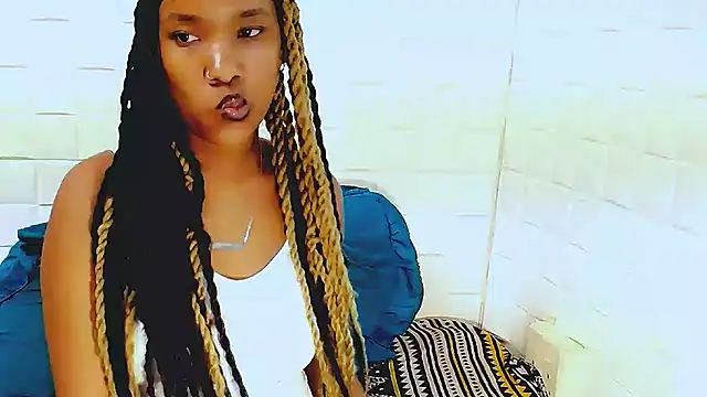 EroticSexyPrada online show from March 2025 12:39:01 AM