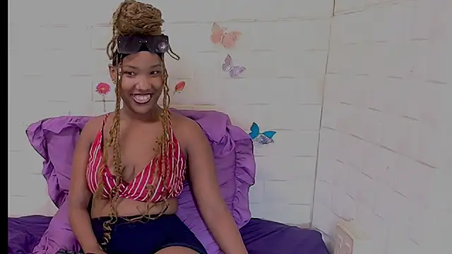 EroticSexyPrada online show from February 2026 09:04:01 PM