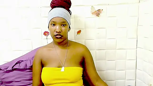 EroticSexyPrada online show from March 2026 06:09:02 PM