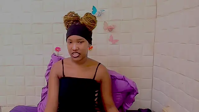 EroticSexyPrada online show from February 2026 06:30:02 PM