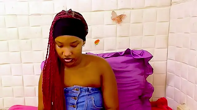 EroticSexyPrada online show from March 2026 05:49:01 PM