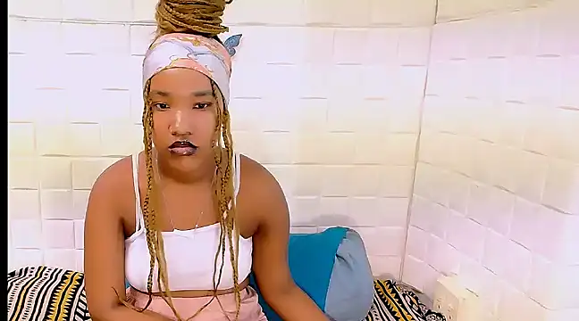 EroticSexyPrada online show from March 2025 05:11:01 AM