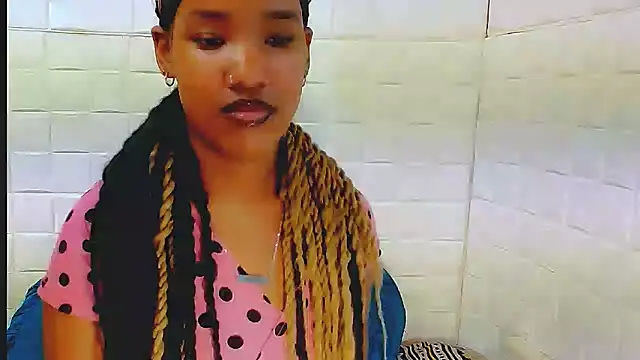 EroticSexyPrada online show from March 2025 12:51:01 AM