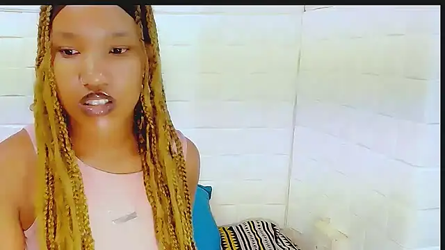 EroticSexyPrada online show from March 2025 07:35:02 AM