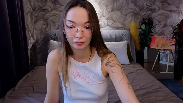 SusannJohnson online show from September 2025 12:11:01 AM