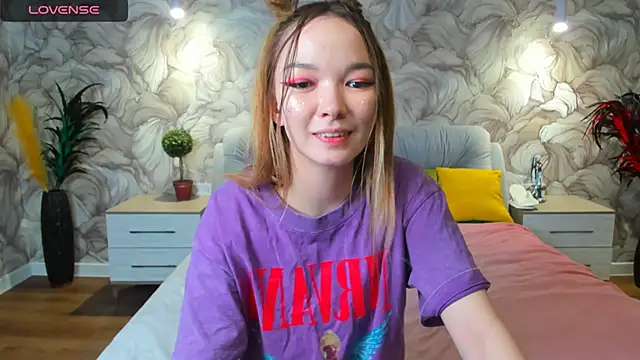 SusannJohnson online show from March 2025 12:34:02 PM