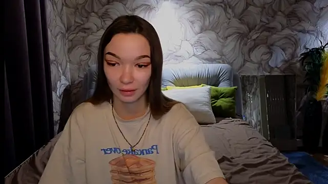 SusannJohnson online show from October 2025 12:33:02 AM