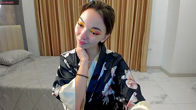 SusannJohnson online show from November 2025 12:15:02 AM