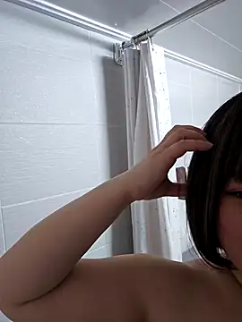 Snapshot of lunahong28 chatting on February 2025 10:25:02 AM lunahong28 online show from February 2025 10:25:02 AM