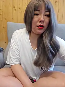 Snapshot of lunahong28 chatting on March 2025 03:32:02 AM lunahong28 online show from March 2025 03:32:02 AM