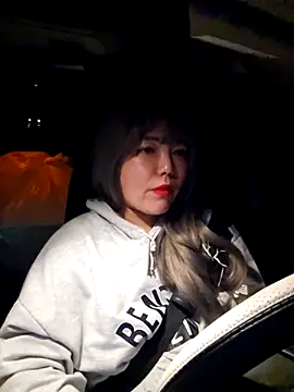 Snapshot of lunahong28 chatting on March 2025 03:59:02 PM lunahong28 online show from March 2025 03:59:02 PM