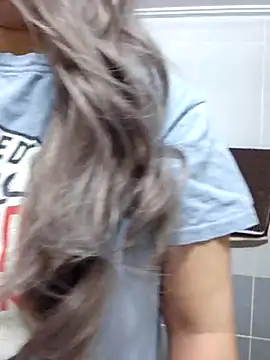 Snapshot of lunahong28 chatting on February 2025 02:33:02 AM lunahong28 online show from February 2025 02:33:02 AM