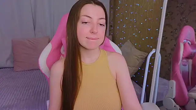 Snapshot of Ann_moon__ chatting on February 2025 06:56:02 PM Ann moon online show from February 2025 06:56:02 PM